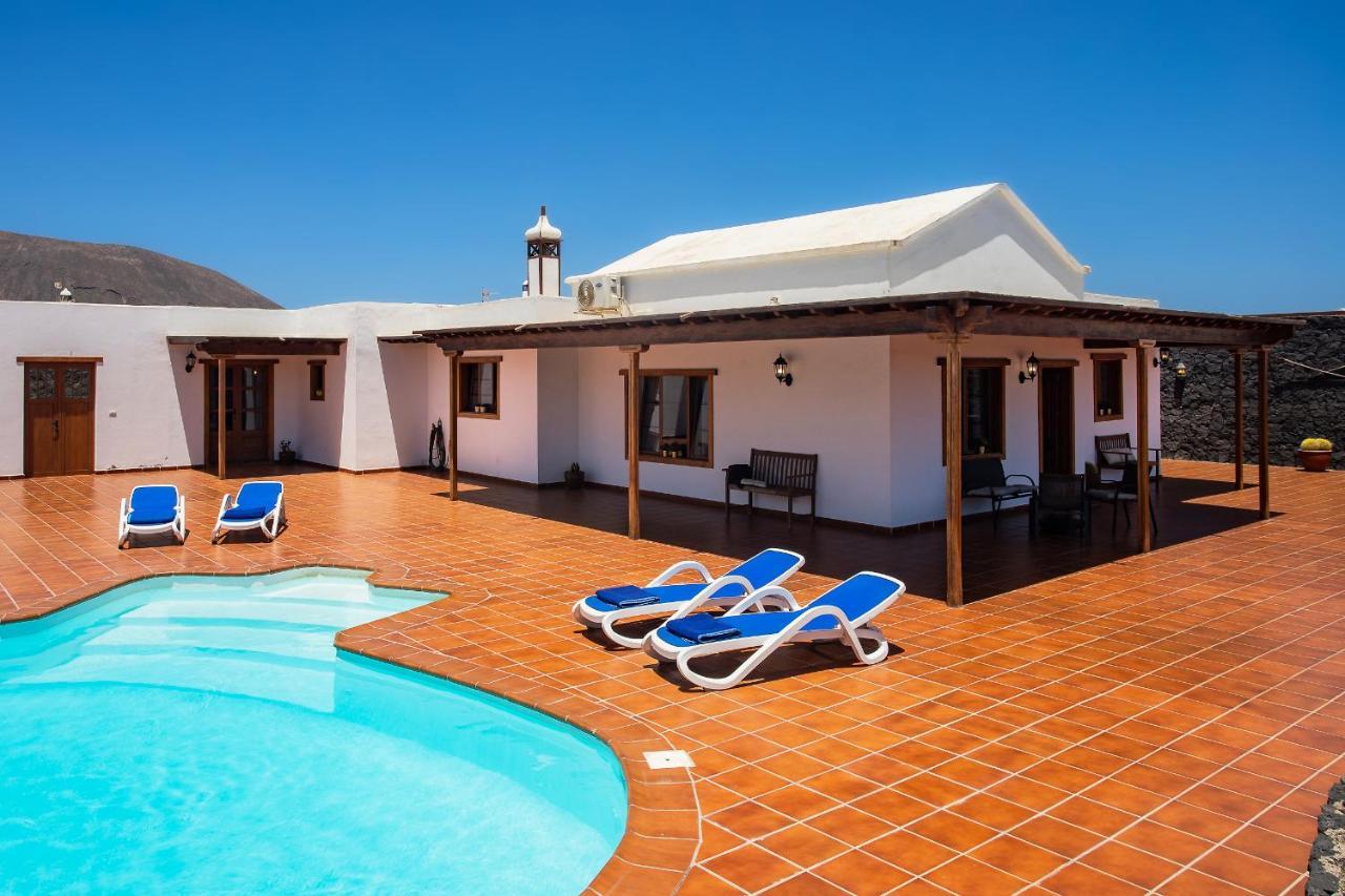 Casa Lola Lanzarote Piscina Climatizada Y Wifi Free Villa San Bartolome  Exterior photo